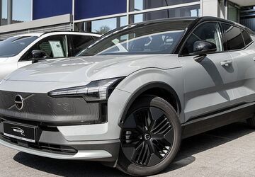 Volvo EX30 12.200 km 41.890 &euro; Pinneberg 25421