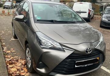 Toyota Yaris 118.000 km 8.499 &euro; hamburg 21109