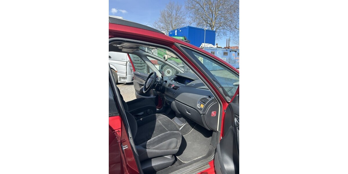Citroen C4 Grand Picasso 158.836 km 4.999 &euro; Hamburg 20038
