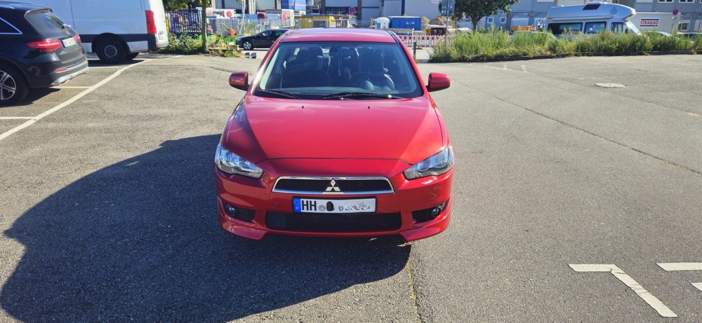 Mitsubishi Lancer 94.404 km 9.000 &euro; Hamburg 20038