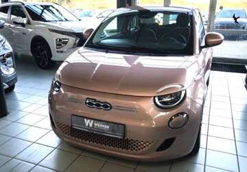 Fiat 500e 7.800 km 18.900 &euro; Hamburg 22525