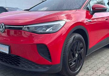 VW ID.4 72.896 km 26.950 &euro; Hamburg 22047