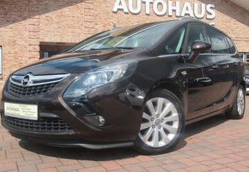 Opel Zafira 100.000 km 9.900 &euro; Henstedt Ulzburg(20 km nördlich von HH-direkt an der A7) 24558