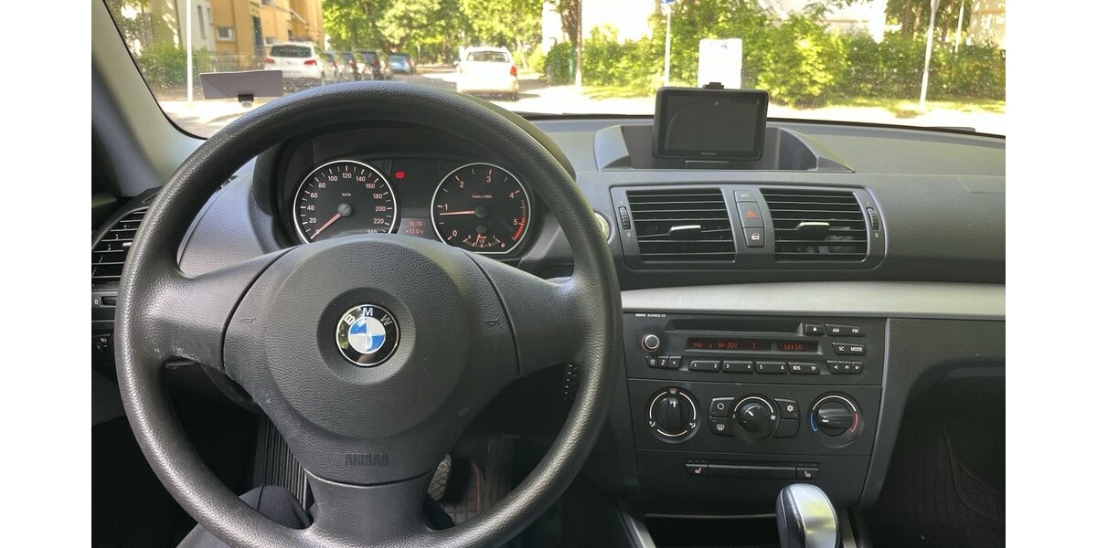 BMW 1er 119.000 km 7.800 &euro; Hamburg 20038