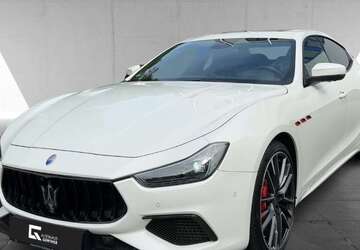 Maserati Ghibli 39.031 km 79.900 &euro; Hamburg 20537