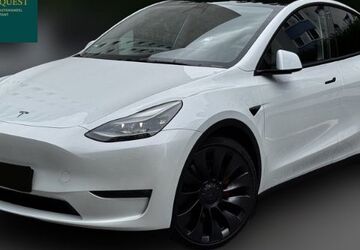 Tesla Model Y 84.000 km 33.990 &euro; Hamburg 22527