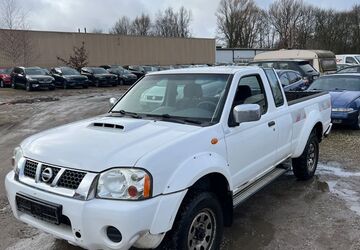 Nissan PickUp 187.227 km 5.990 &euro; Elmshorn 25337