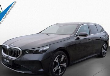 BMW i5 35.505 km 47.700 &euro; Hamburg-Bergedorf 21033
