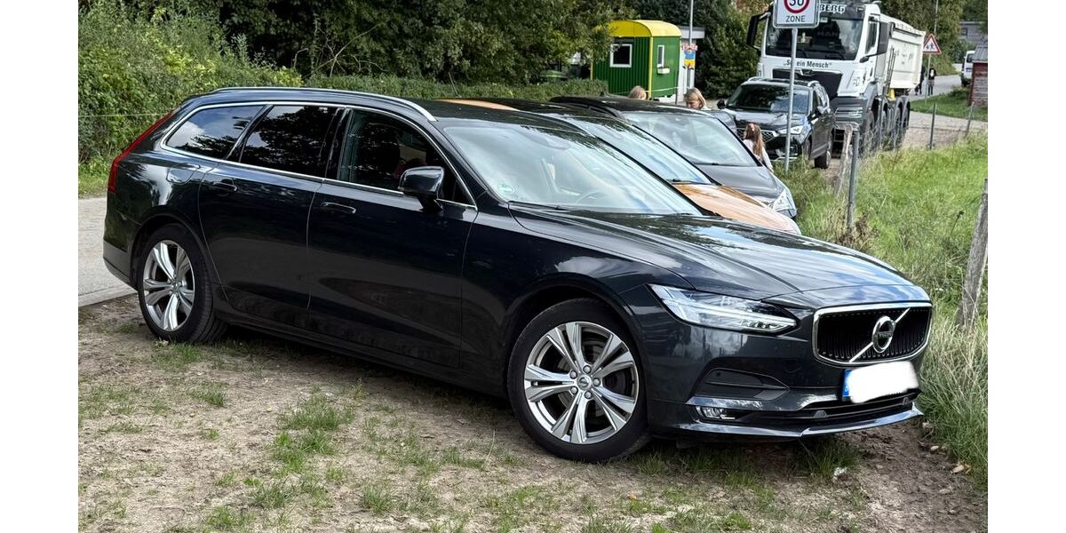 Volvo V90 101.000 km 22.990 &euro; Norderstedt 22844
