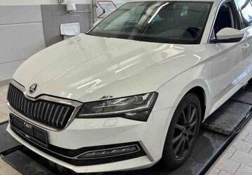 Skoda Superb 57.909 km 26.990 &euro; Hamburg 21029