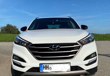 Hyundai TUCSON 59.000 km 16.400 &euro; Hamburg 21031