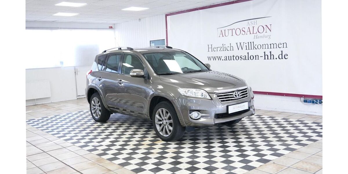 Toyota RAV 4 177.856 km 12.899 &euro; Hamburg 22399