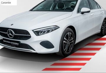 Mercedes-Benz A 250 7.015 km 31.950 &euro; Hamburg-Elbe 22609