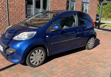 Peugeot 107 168.000 km 1.690 &euro; Quickborn 25451