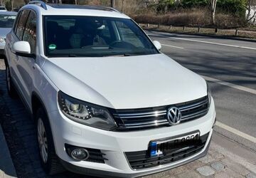VW Tiguan 184.500 km 15.900 &euro; Hamburg 22049