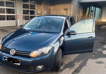 VW Golf 179.443 km 4.400 &euro; Hamburg 22767