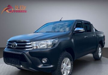 Toyota Hilux 172.242 km 25.500 &euro; Hamburg - 1 Min. vom Hamburg Airport 22415