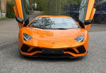 Lamborghini Aventador 11.400 km 328.900 &euro; Hamburg 22179