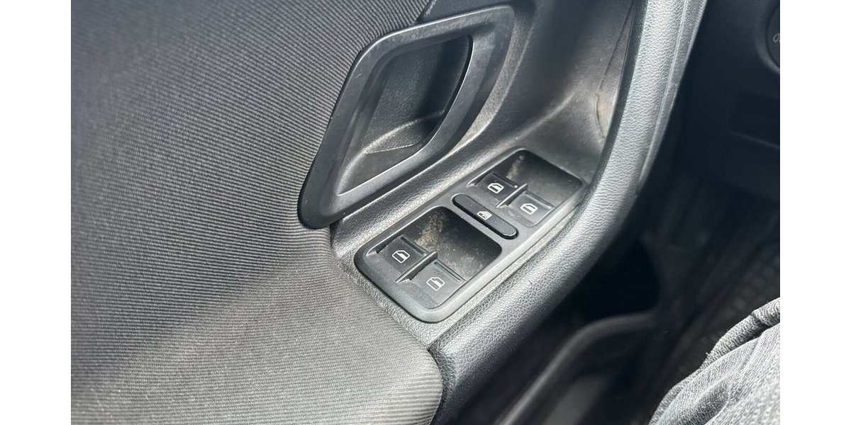 Skoda Fabia Ambiente Family TÜV bis 8/26 188.000 km 1.999 &euro; Hamburg 22339