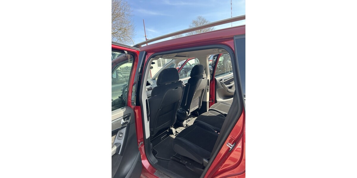 Citroen C4 Grand Picasso 158.836 km 4.999 &euro; Hamburg 20038