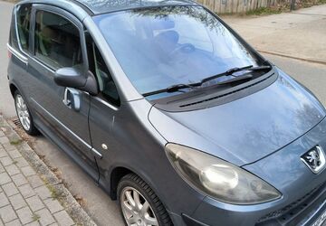 Peugeot 1007 97.400 km 1.999 &euro; Hamburg 21149