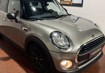 Mini One First 106.151 km 8.900 &euro; Henstedt-Ulzburg (bei Hamburg) 24558