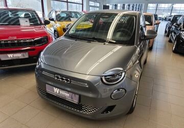 Fiat 500e 25.900 km 18.990 &euro; Hamburg 22525