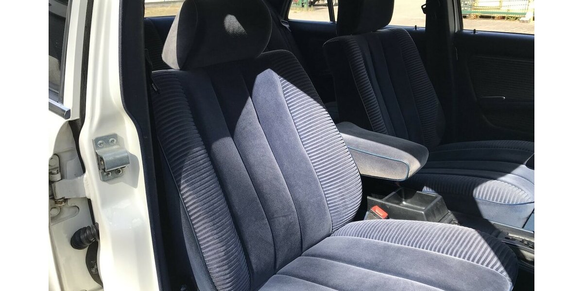 Mercedes-Benz 230 W123 Sanders Automat ABS AirBag SSD Velours 146.358 km 15.999 &euro; Hamburg 22339