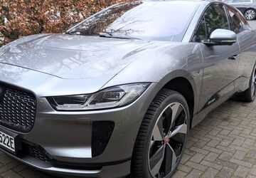 Jaguar I-Pace 68.850 km 28.900 &euro; Hamburg 22335