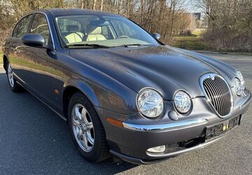 Jaguar S-Type 44.182 km 13.800 &euro; Braak 22145