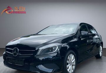 Mercedes-Benz A 180 105.147 km 12.750 &euro; Hamburg - 1 Min. vom Hamburg Airport 22415