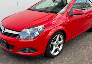 Opel Astra 83.596 km 10.890 &euro; Hamburg 22419