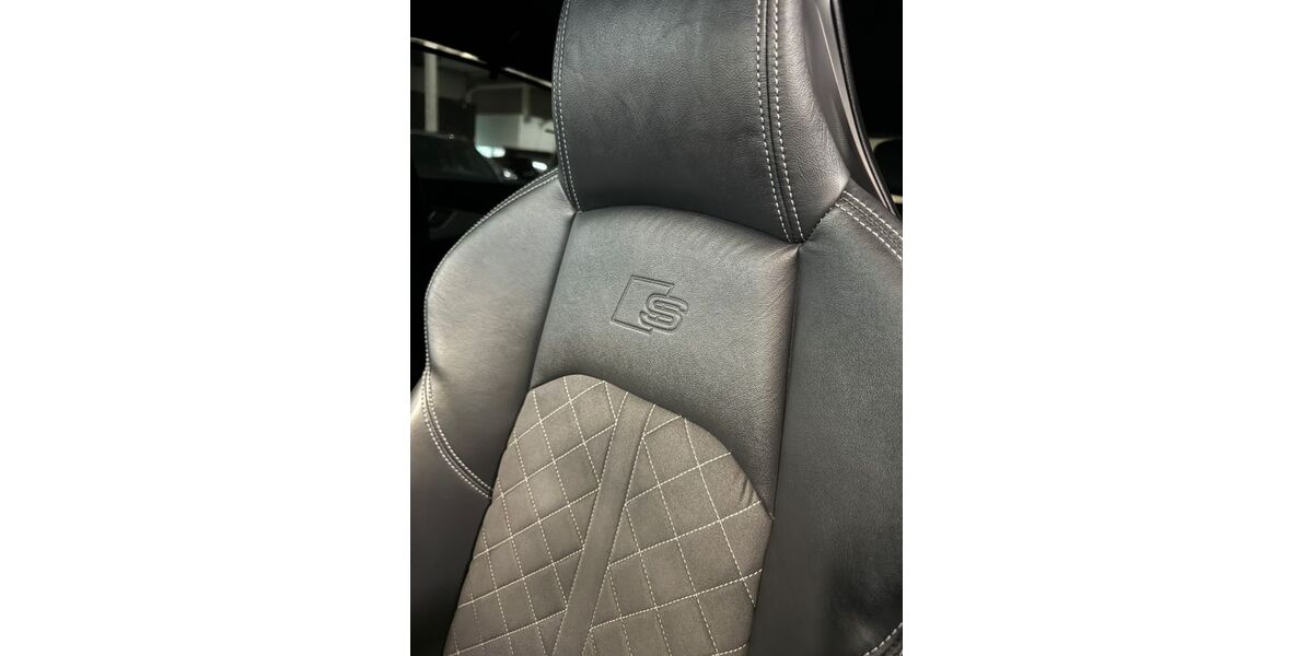 Audi A4 159.064 km 23.900 &euro; Hamburg 20537