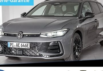 VW Passat Variant 10.000 km 55.499 &euro; Kölln-Reisiek 25337