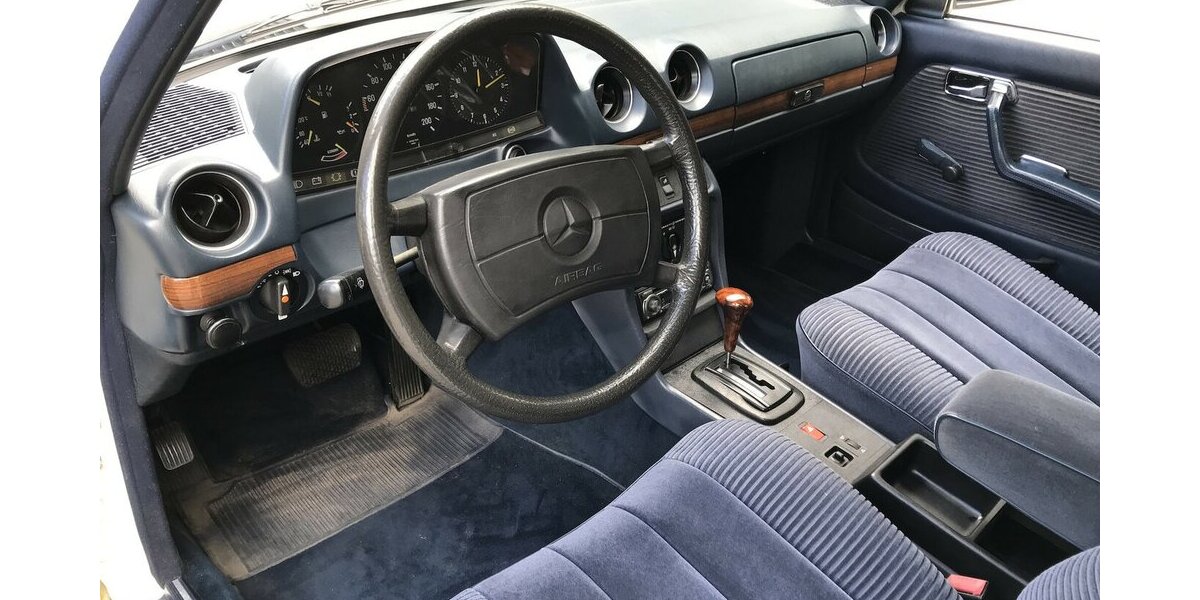 Mercedes-Benz 230 W123 Sanders Automat ABS AirBag SSD Velours 146.358 km 15.999 &euro; Hamburg 22339