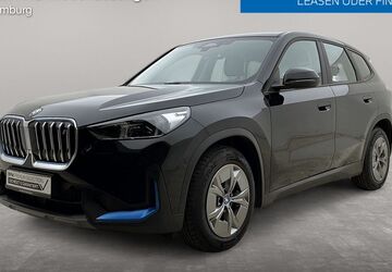 BMW iX1 38.086 km 35.994 &euro; Barsbüttel bei Hamburg 22885