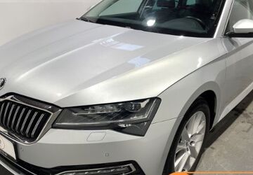 Skoda Superb 134.000 km 22.250 &euro; Norderstedt 22848