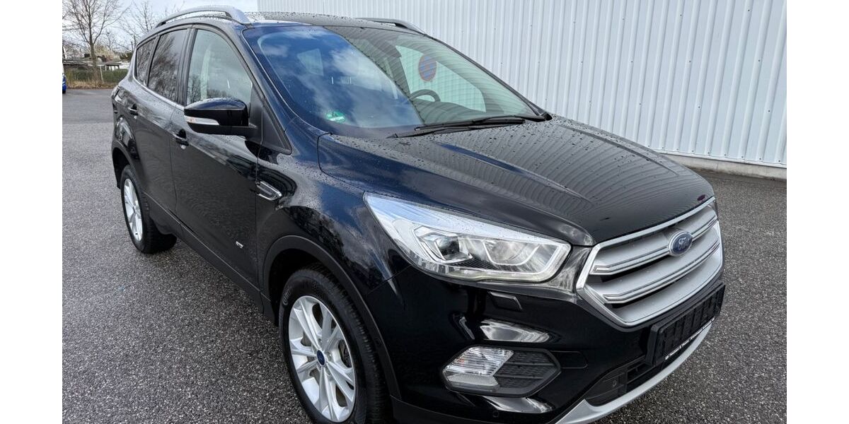 Ford Kuga 166.890 km 9.900 &euro; Hamburg 20539