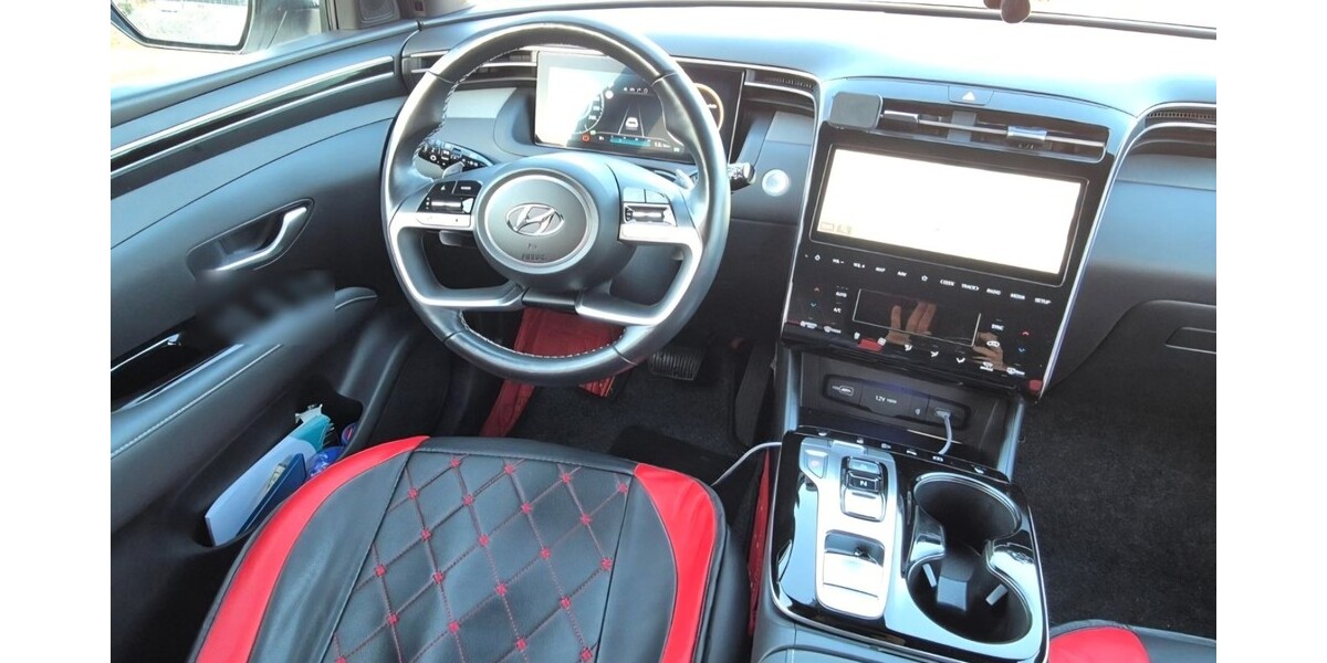 Hyundai Tucson 19.500 km 28.500 &euro; Hamburg 20038