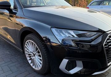 Audi A3 31.000 km 22.500 &euro; Klein Nordende 25336