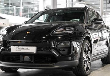 Porsche Macan 6.566 km 82.900 &euro; Hamburg 22087