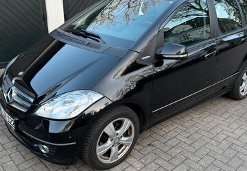 Mercedes-Benz A 160 69.800 km 8.500 &euro; Hamburg 22605