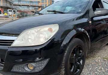 Opel Astra 134.723 km 2.390 &euro; Hamburg 22179