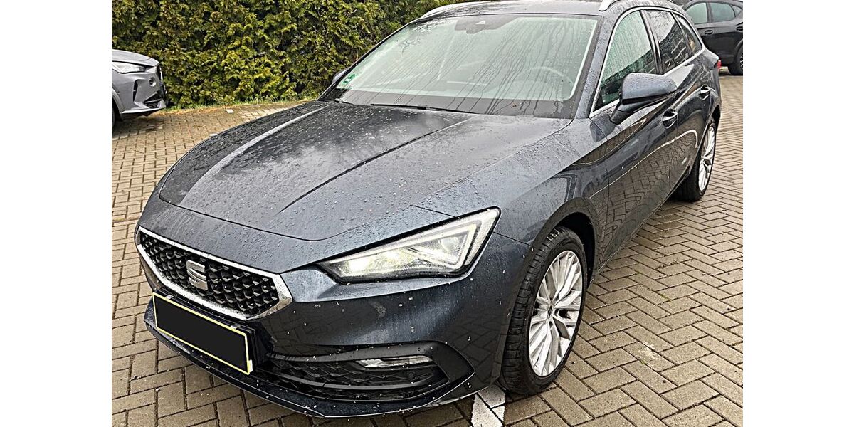 Seat Leon 120.800 km 17.990 &euro; Hamburg 20537