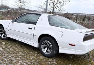 Pontiac Firebird 105.267 km 12.345 &euro; Barmstedt 25355