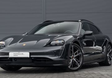 Porsche Taycan 15.275 km 83.990 &euro; Hamburg 22143