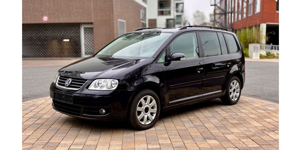 VW Touran 124.999 km 8.499 &euro; Norderstedt 22848