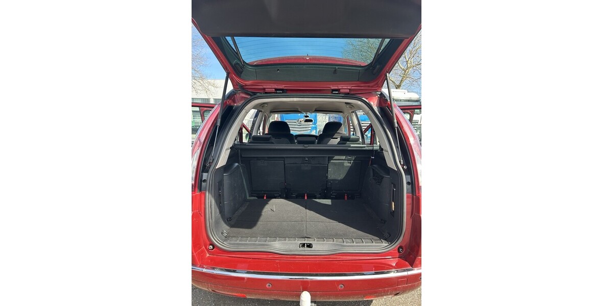 Citroen C4 Grand Picasso 158.836 km 4.999 &euro; Hamburg 20038