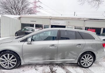 Toyota Avensis 220.265 km 5.900 &euro; Hamburg 21079
