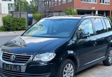 VW Touran 141.000 km 4.490 &euro; Norderstedt 22848
